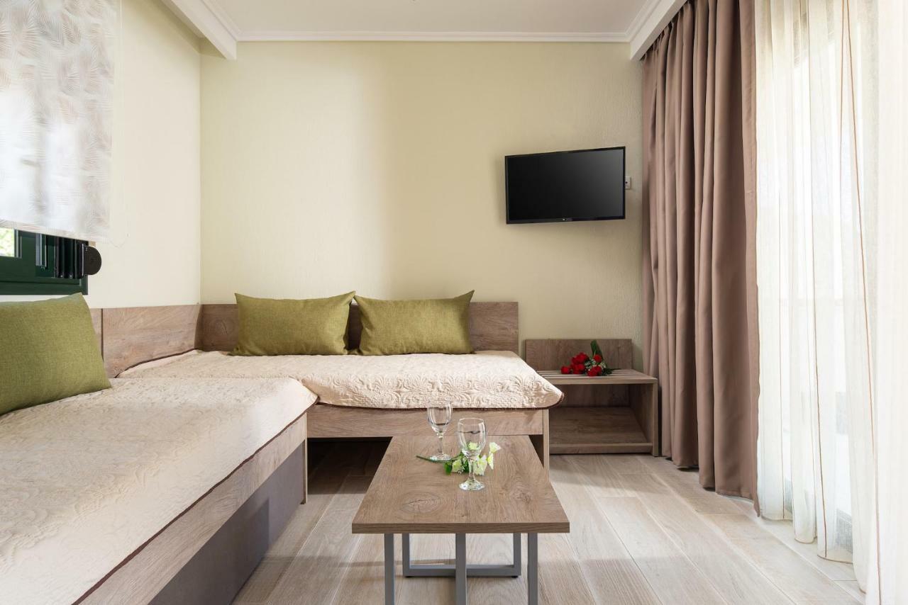 Aelia suites Valtí Esterno foto