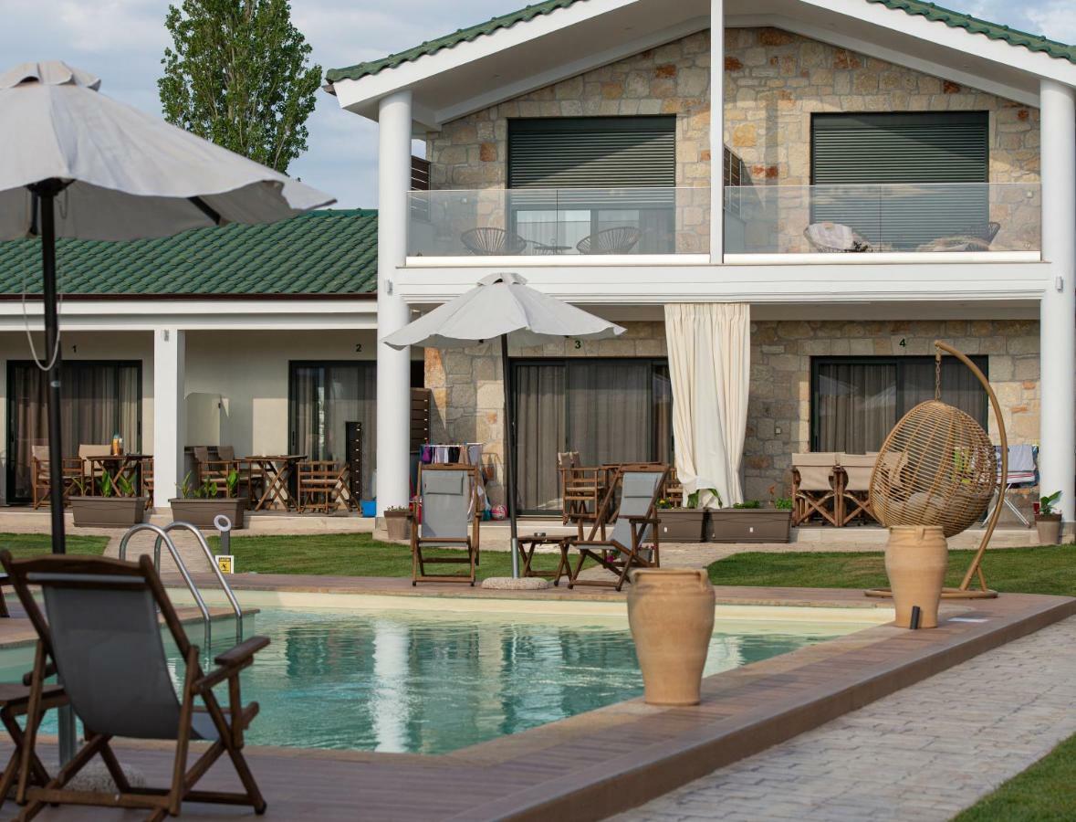 Aelia suites Valtí Esterno foto